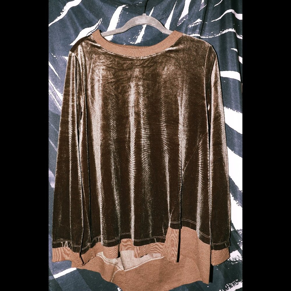 🍁EASEL VELOUR SWEAT SHIRT 🍁
